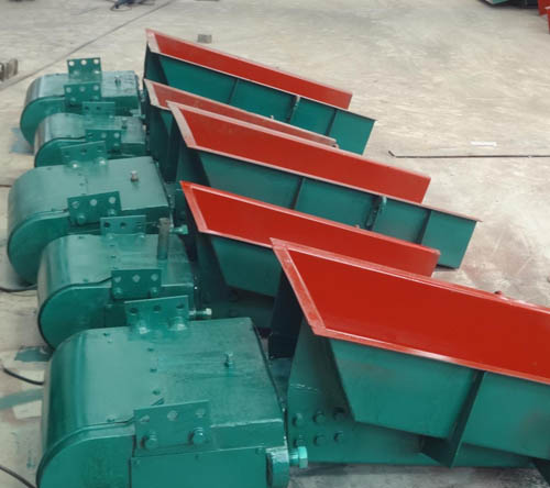 電磁給料機(jī)廠家多臺展示 電磁給料機(jī)廠家多臺展示