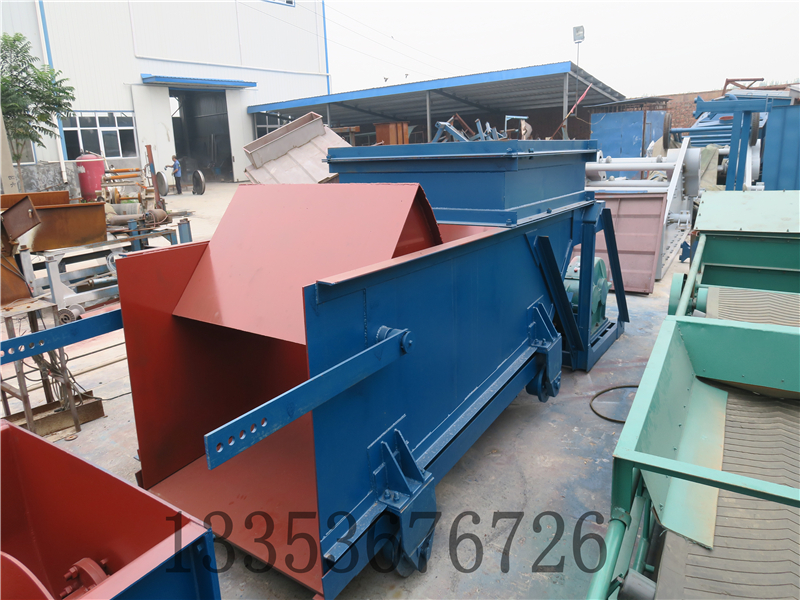 K型往復(fù)式給料機(jī)產(chǎn)品概述 K型往復(fù)式給料機(jī)產(chǎn)品概述