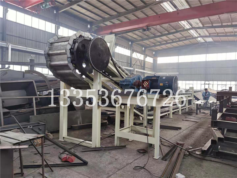 不銹鋼鱗板輸送機(jī) 不銹鋼鱗板輸送機(jī)